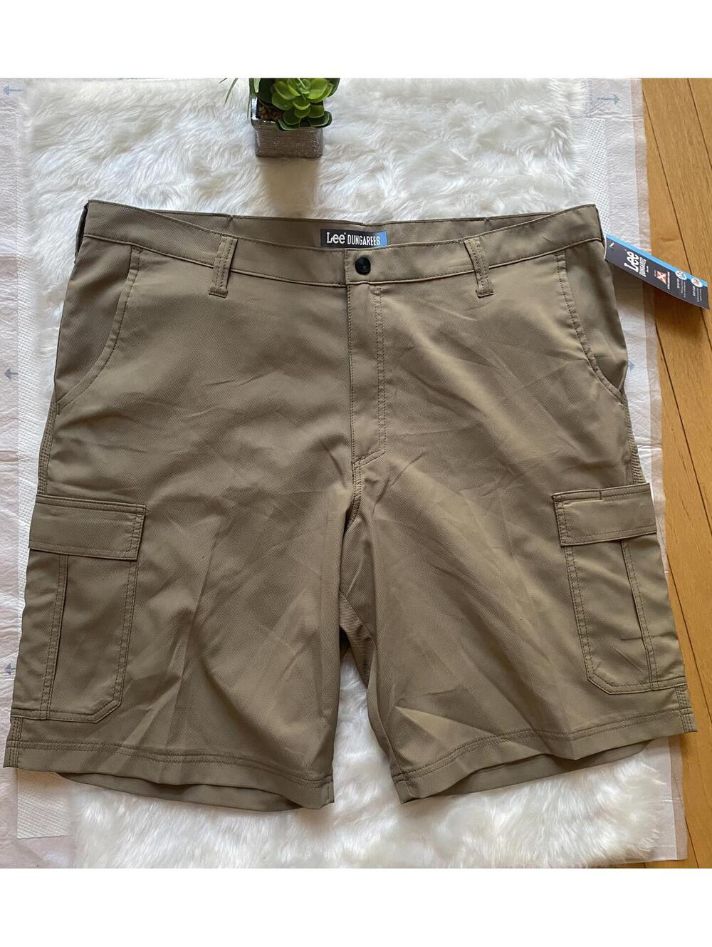 Lee Dungarees Men's Cargo Shorts Khaki